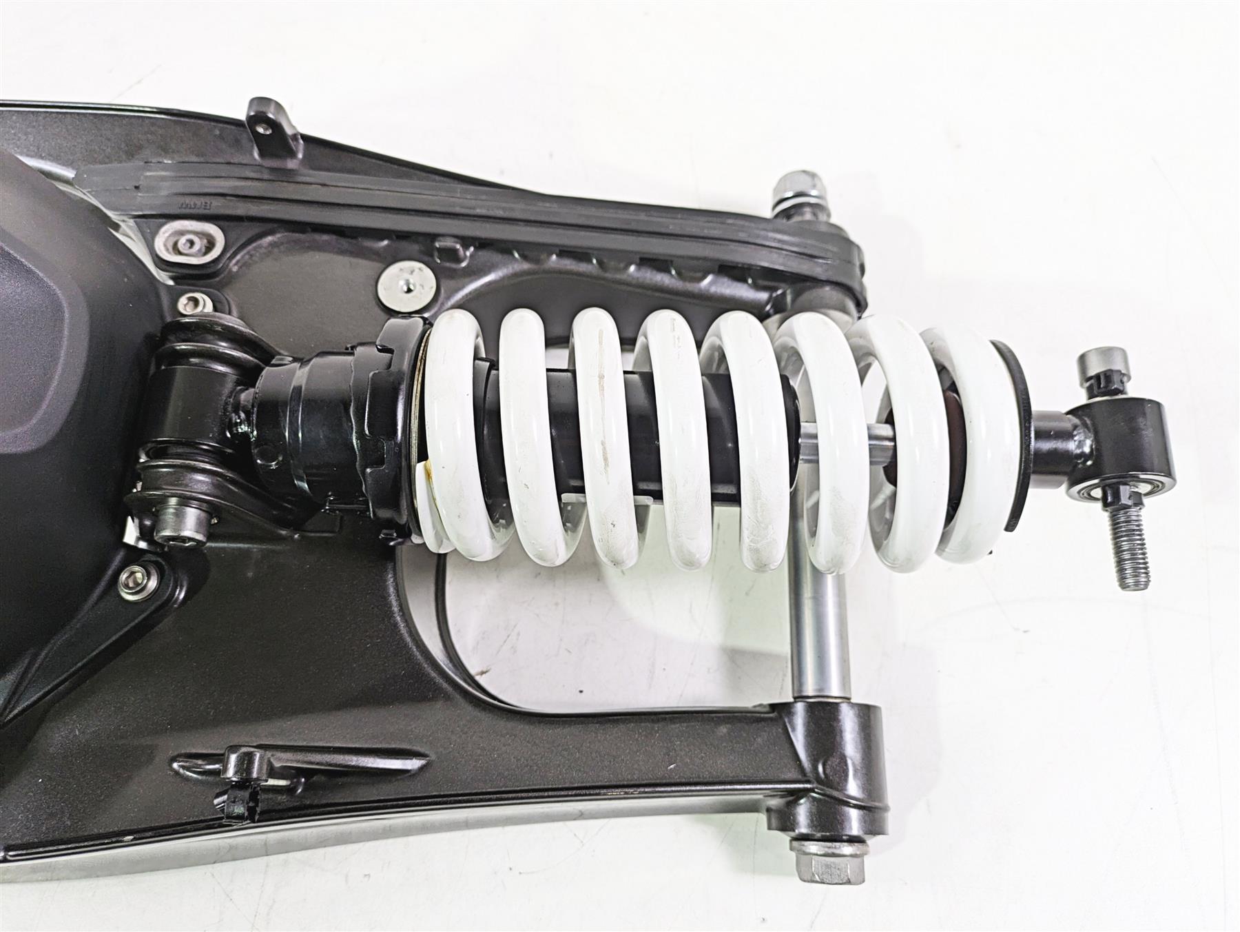 2023 BMW G310R K03 Rear Swingarm Shock Set 33358557756 33357922088 33548554131 {{ shop.shopifyCountryName }} - Mototech271