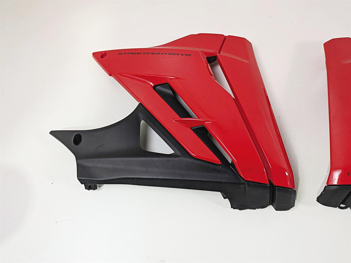 2022 Ducati Streetfighter V2 Tank Side Cover Fairing Set 4801C531A 4801C541A {{ shop.shopifyCountryName }} - Mototech271