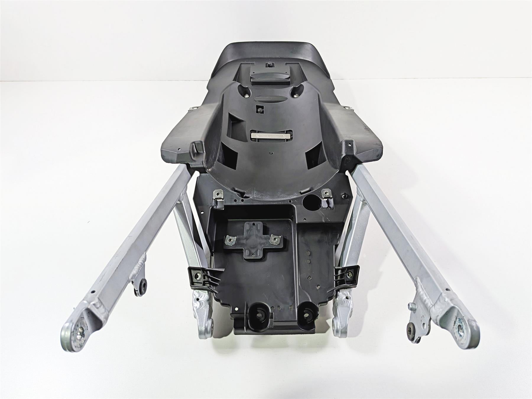 2023 BMW R1250RT RTP K52 Straight Rear Subframe Sub Frame 46518528588 {{ shop.shopifyCountryName }} - Mototech271