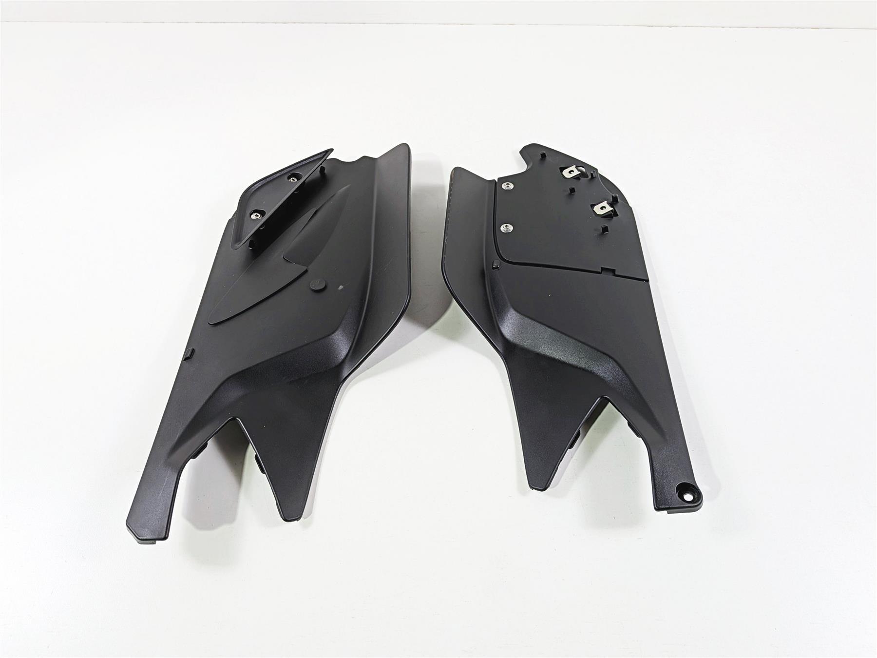 2023 BMW R1250RT RTP K52 Left Right Rear Side Cover Body Fairing 46638548481 {{ shop.shopifyCountryName }} - Mototech271