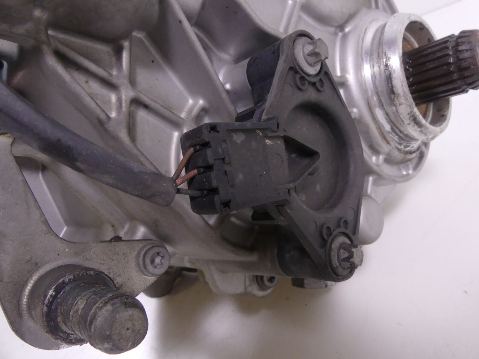 2008 BMW R1200R K27 6 Speed Transmission Gear Box 31K - Code PAA 427 2300769373 {{ shop.shopifyCountryName }} - Mototech271