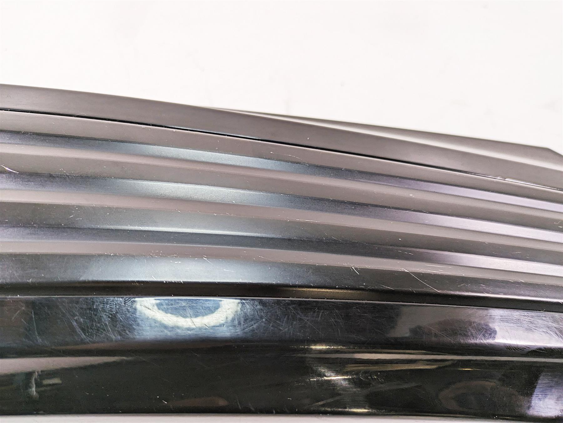 2018 Harley Touring FLHXSE CVO Street Glide Gas Tank Cover & Led Light 70900453 {{ shop.shopifyCountryName }} - Mototech271