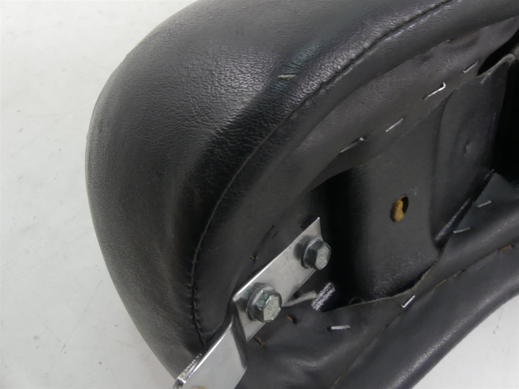 2000 Harley Dyna FXR4 CVO Super Glide Driver Rider Seat Saddle - Read 52450-99 {{ shop.shopifyCountryName }} - Mototech271