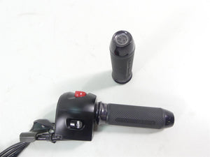 2015 Victory Cross Country 8 Ball Right Control Switch & Performance Machine Grip4011357 | Mototech271