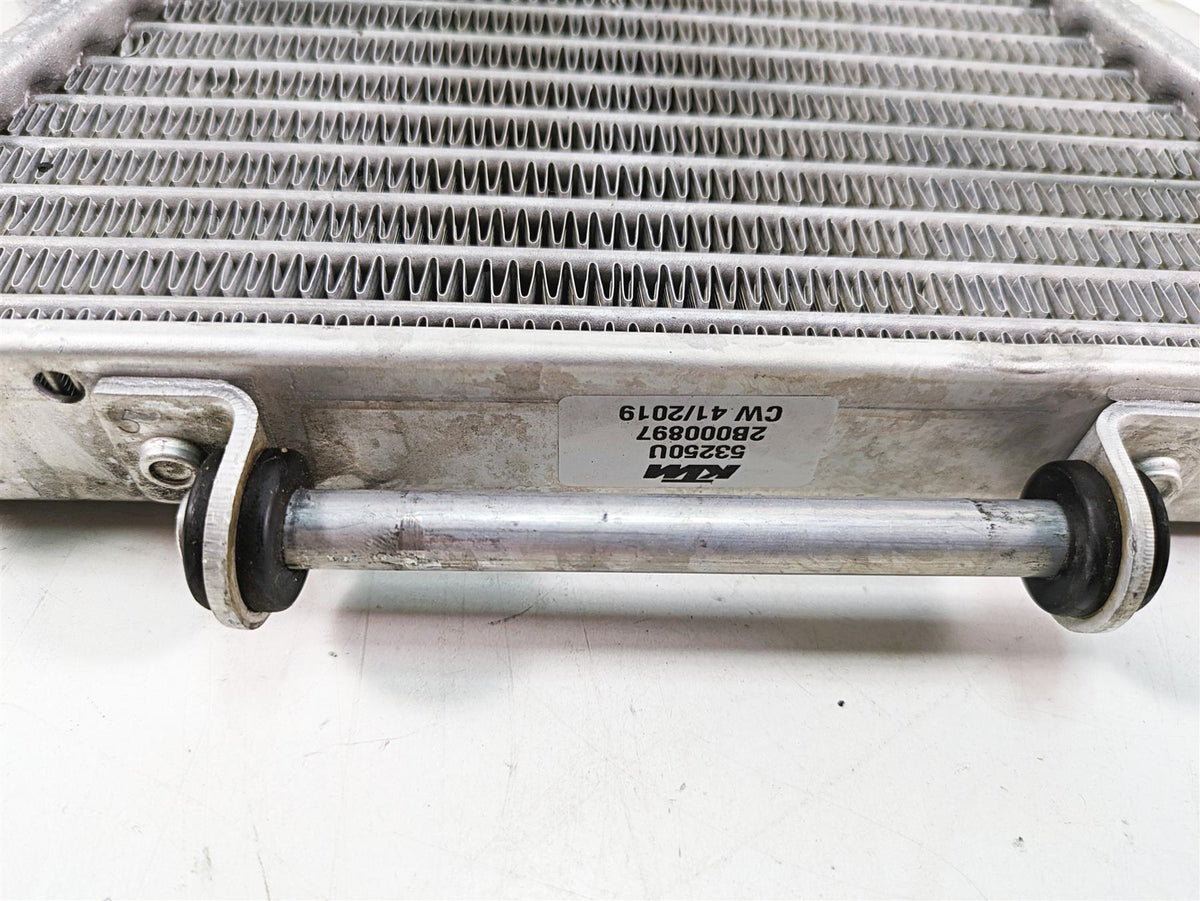 2020 Aprilia Tuono V4 Factory Oil Cooler & Lines Set 2B000897 {{ shop.shopifyCountryName }} - Mototech271
