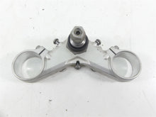 Load image into Gallery viewer, 2012 BMW R1200 GS K255 Adventure Lower Triple Tree Clamp - Read 31427664962
