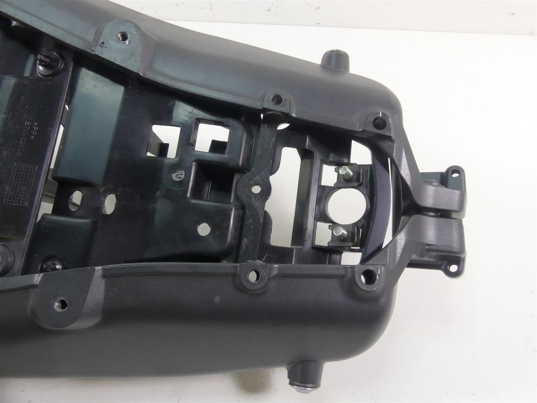2022 Yamaha MT09 FZ09 Subframe Sub Frame & Inner Fender B7N-21190-09-00 {{ shop.shopifyCountryName }} - Mototech271