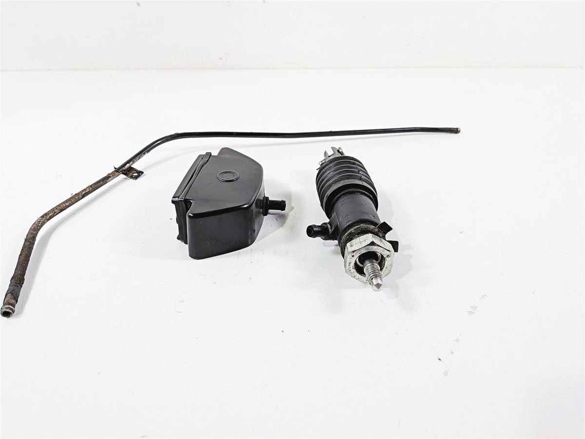 1993 Harley Touring FLHTCU Electra Glide Rear Brake Master Cylinder 41755-92A {{ shop.shopifyCountryName }} - Mototech271