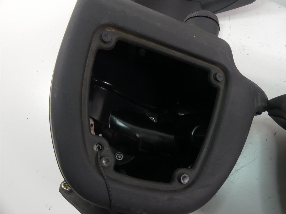 2013 Harley Touring FLHTK Electra Glide Lower Leg Fairing Set 58816-05 58817-05 {{ shop.shopifyCountryName }} - Mototech271