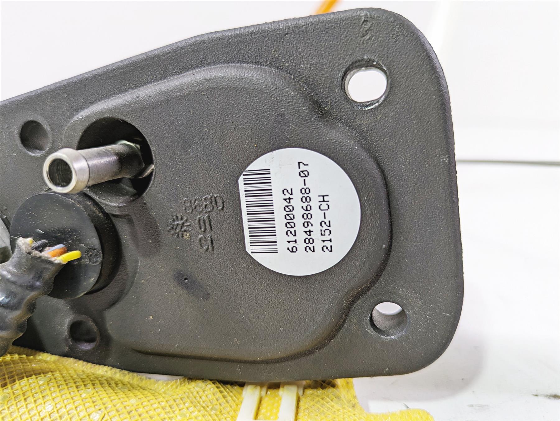 2022 Harley FXLRS Softail Low Rider Fuel Gas Petrol Pump & Sending Unit 61200042 {{ shop.shopifyCountryName }} - Mototech271