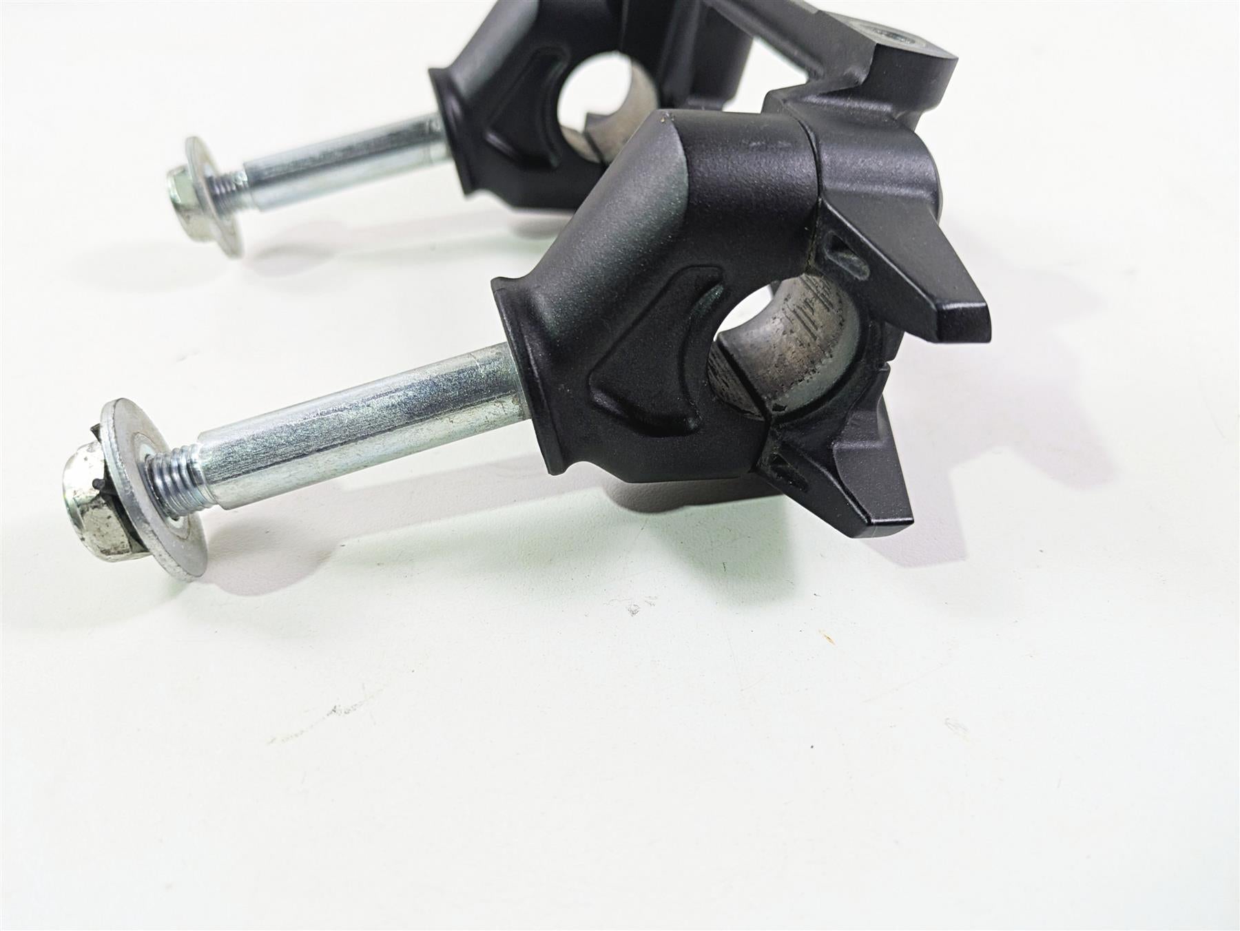 2020 Kawasaki Z900 ZR900 Handlebar Riser Holder Mount Set 46012-0396-18R {{ shop.shopifyCountryName }} - Mototech271