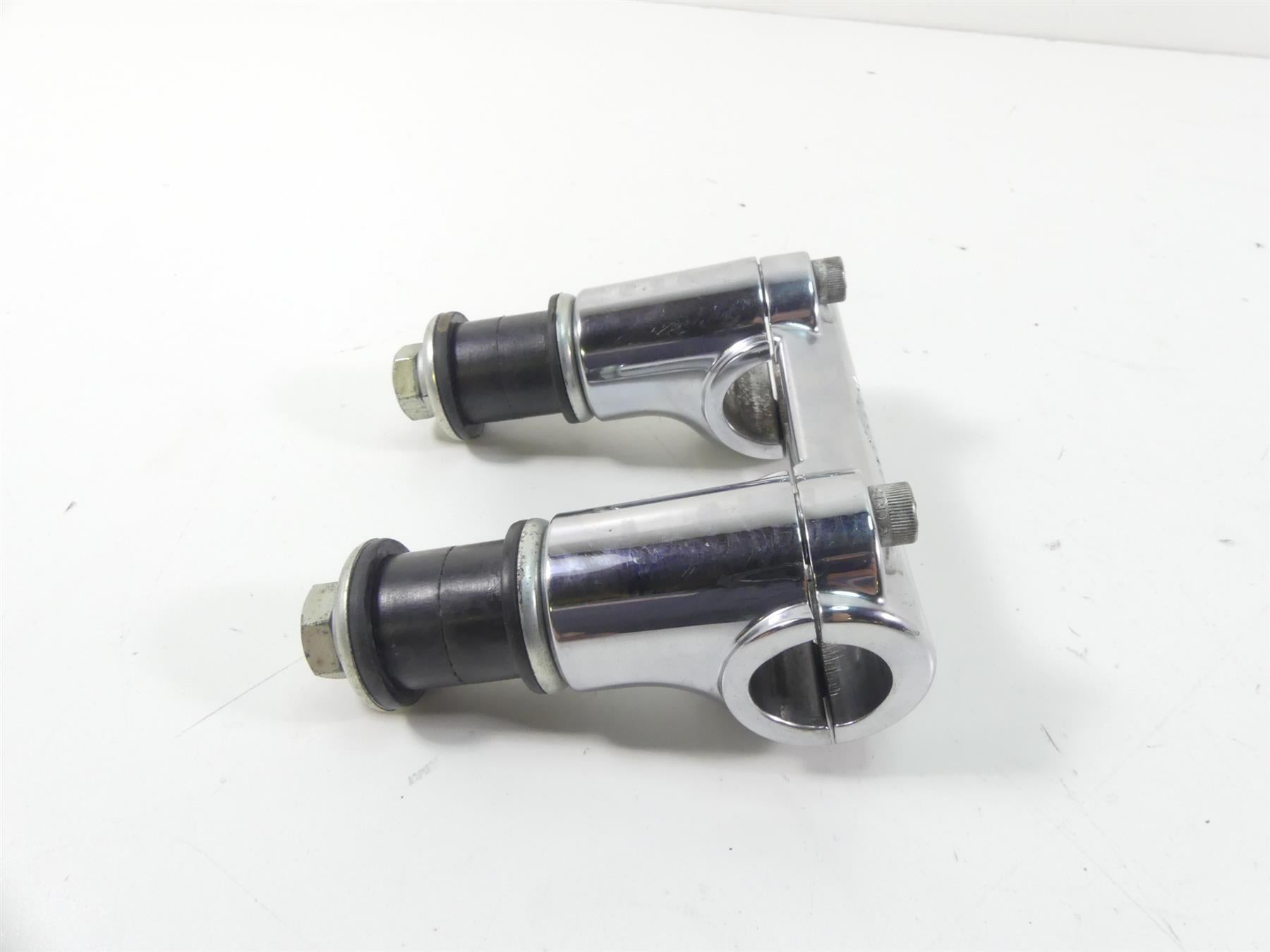 2015 Harley FLS Softail Slim Handlebar Riser Holder Mount Set 56998-09 {{ shop.shopifyCountryName }} - Mototech271