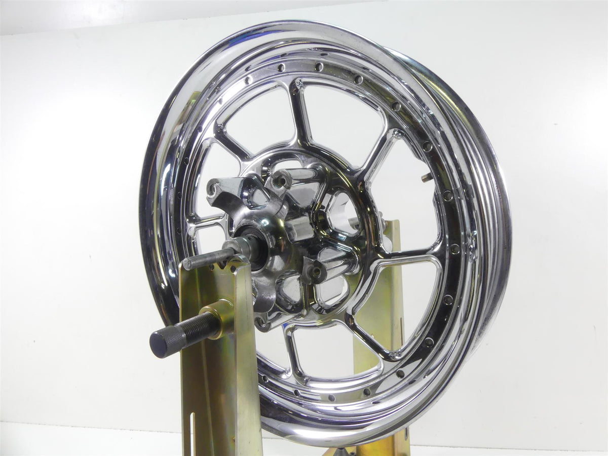 2007 Harley Touring FLHR SE CVO Road King Front Wheel 18x3.5 - Read 44612-07 {{ shop.shopifyCountryName }} - Mototech271
