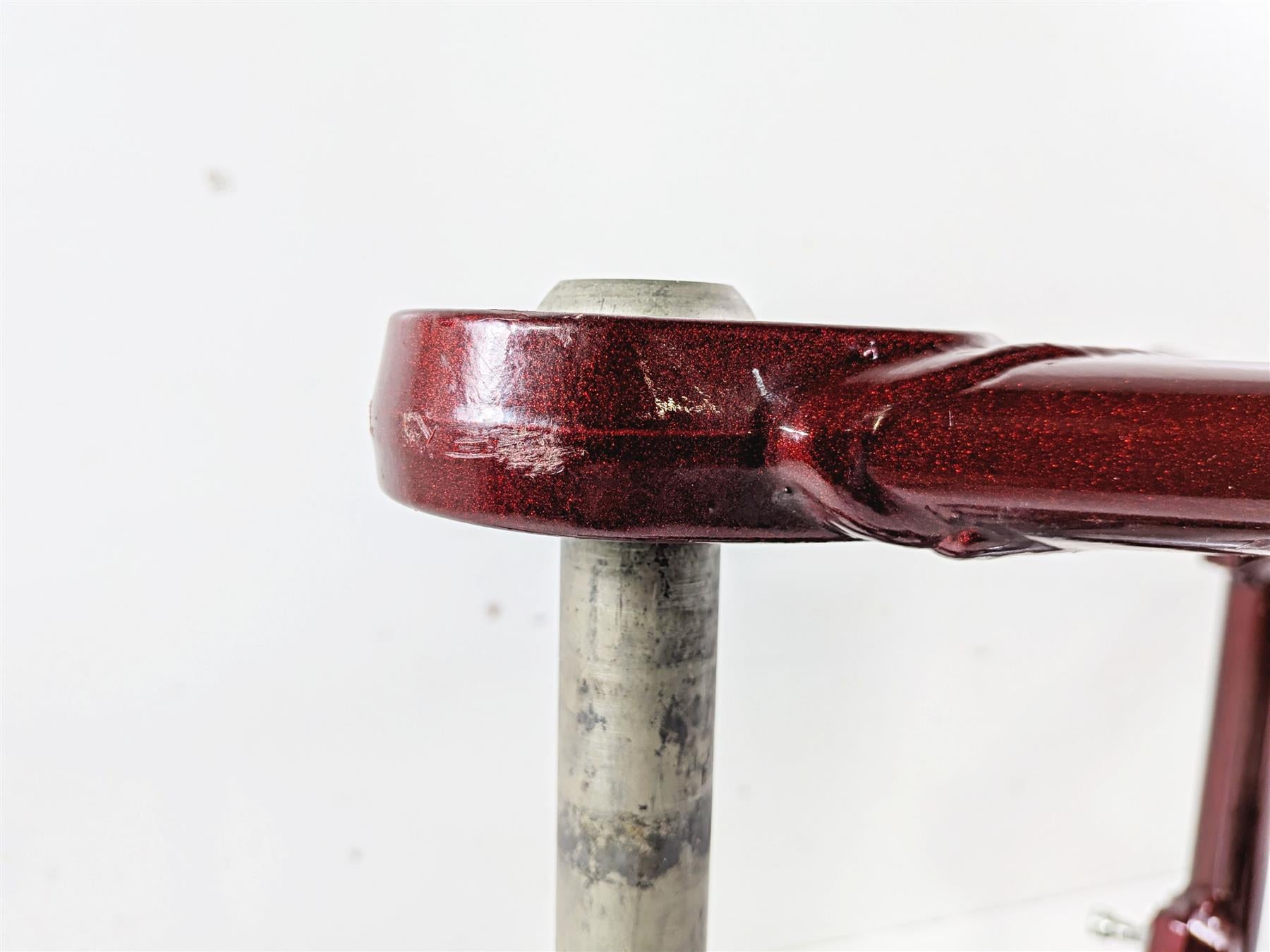 2009 Harley FXCWC Softail Rocker Swingarm Swing Arm + Axle 47694-09 47628-08 {{ shop.shopifyCountryName }} - Mototech271