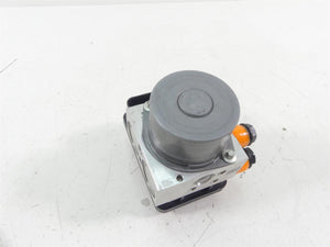 2017 Ducati Monster 1200 S Abs Brake Pump Pressure Module Unit 54240631B | Mototech271