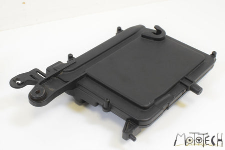 2016 Aprilia CAPONORD 1200 RALLY ECU ECM CDI Case Holder Bracket 2B000149 {{ shop.shopifyCountryName }} - Mototech271