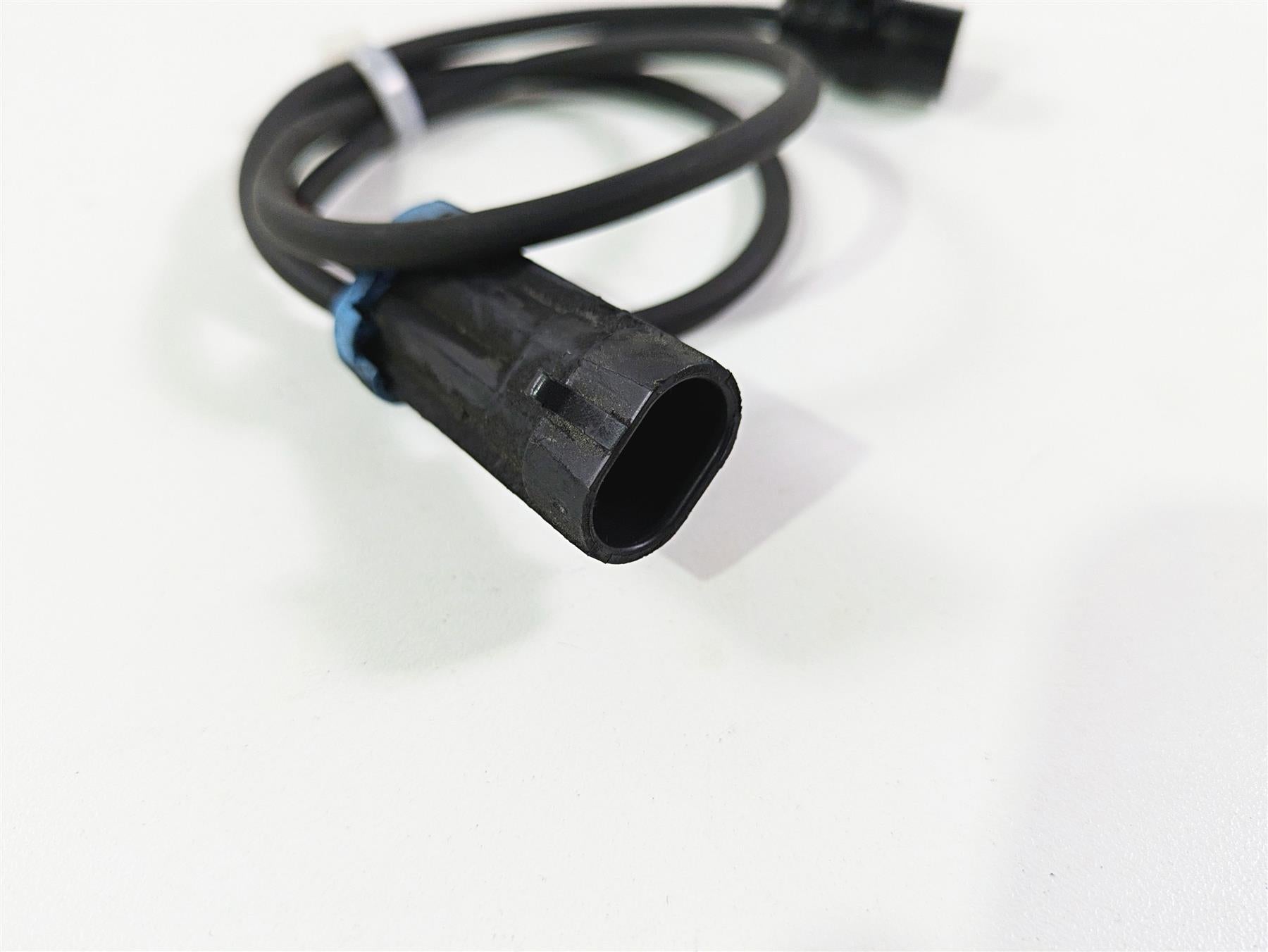 2016 Indian Chief Classic Rear Abs Wheel Speed Sensor 4014216 {{ shop.shopifyCountryName }} - Mototech271