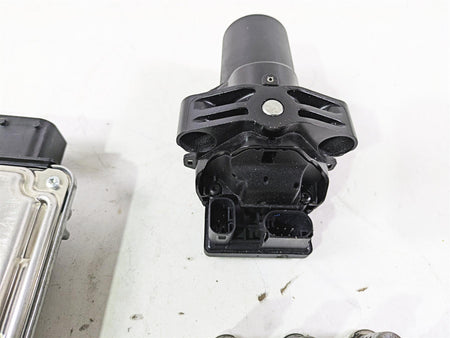 2021 BMW R1250GS K51 Adv Cdi Ecm Ignition Switch Key Set 66127108713 13619457511 {{ shop.shopifyCountryName }} - Mototech271
