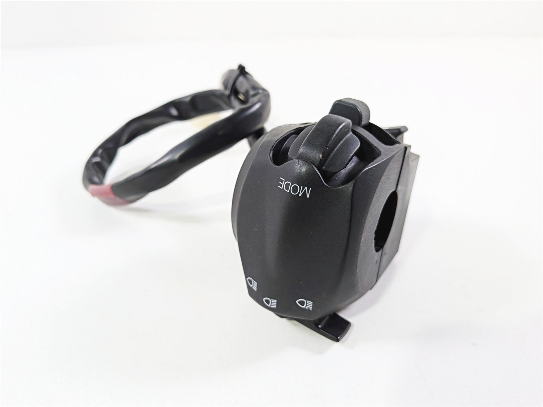 2016 Aprilia RSV 1100 Tuono V4 Factory Left Hand Control Switch 896150 {{ shop.shopifyCountryName }} - Mototech271