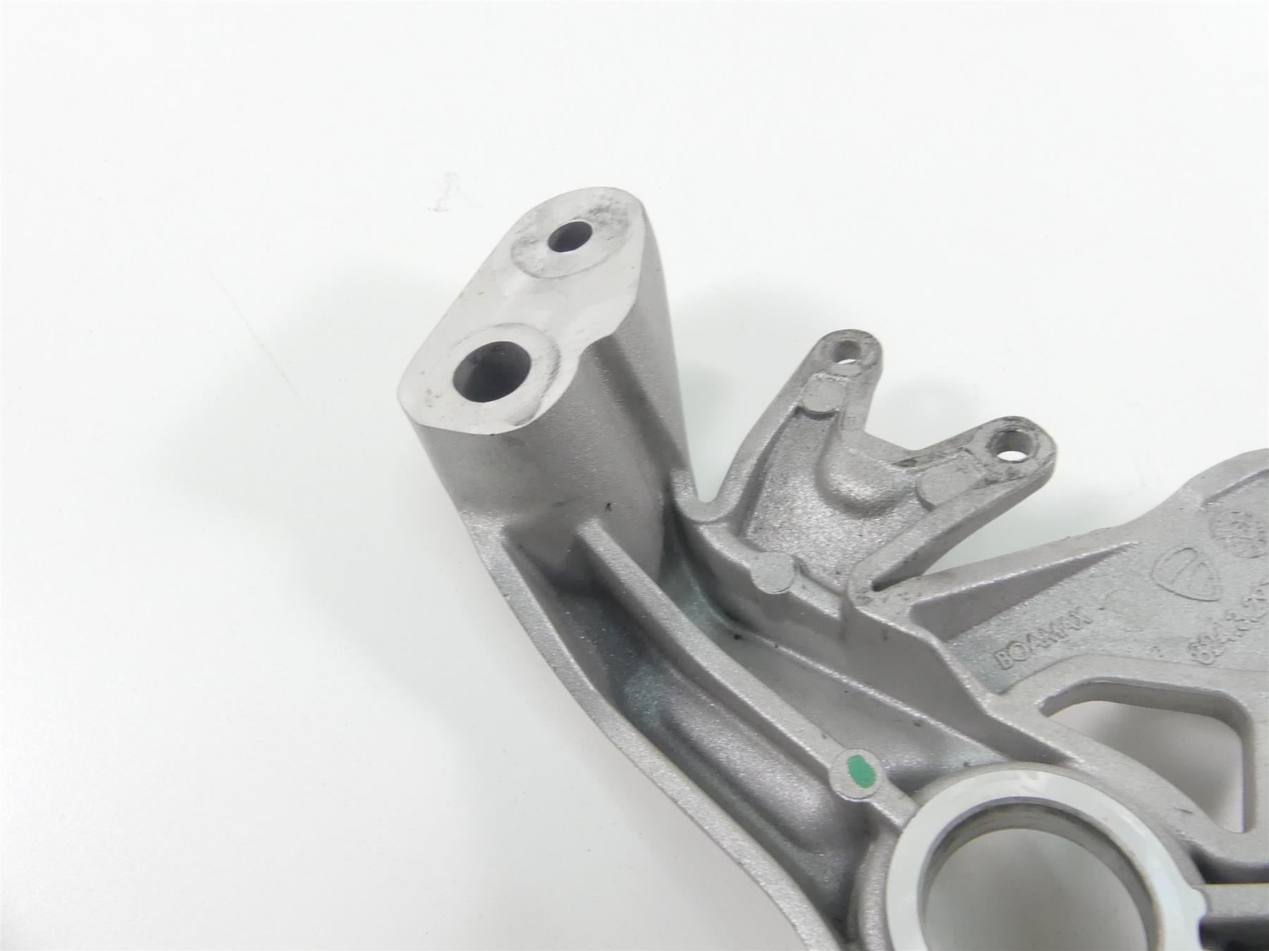 2017 Ducati 939 S Supersport Right Rider Footpeg & Brake Pedal Set 82432971B {{ shop.shopifyCountryName }} - Mototech271