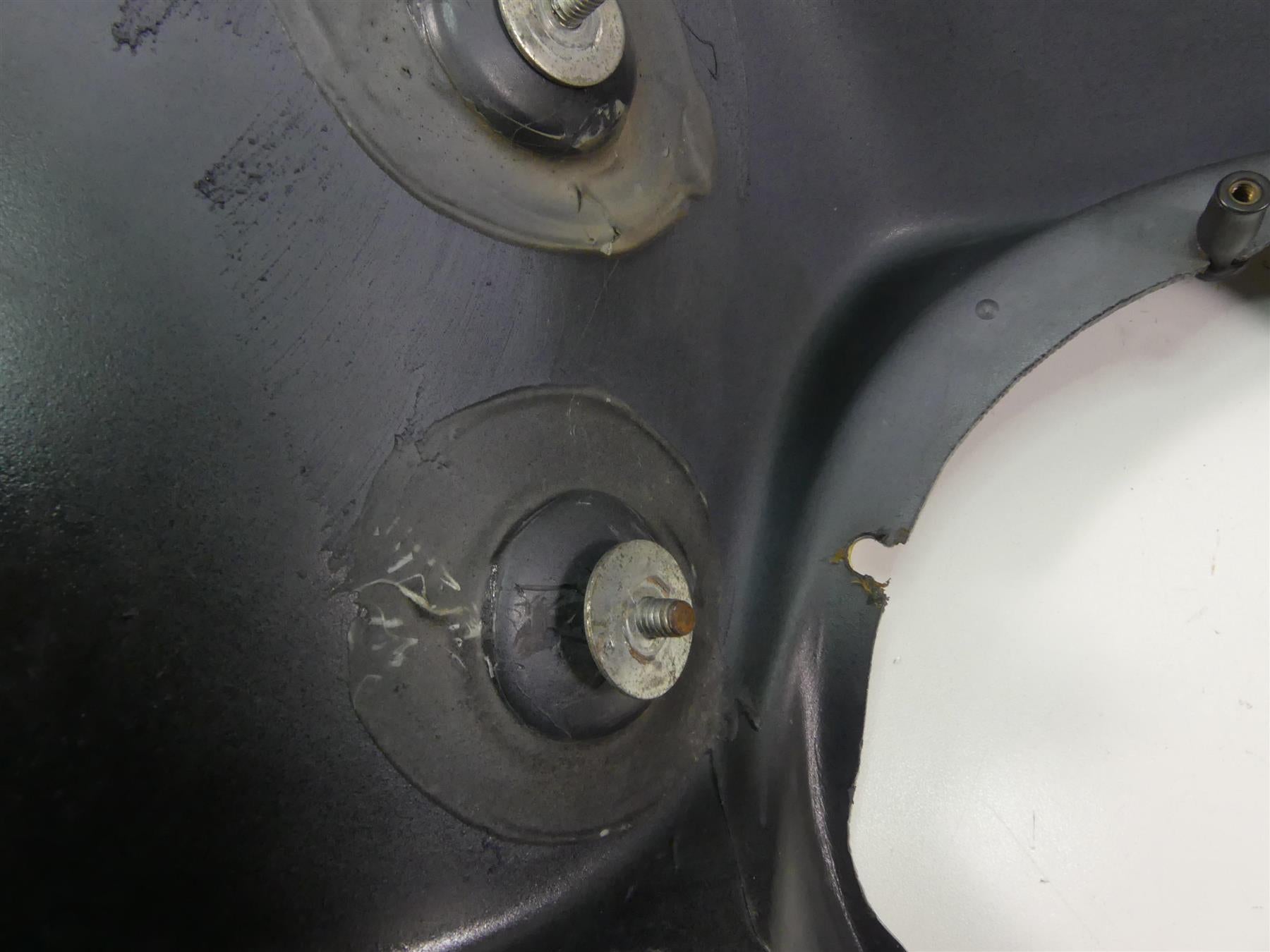 1995 Harley Touring FLHTCU Electra Glide Front Nose Outer Fairing -Read 58198-86 {{ shop.shopifyCountryName }} - Mototech271