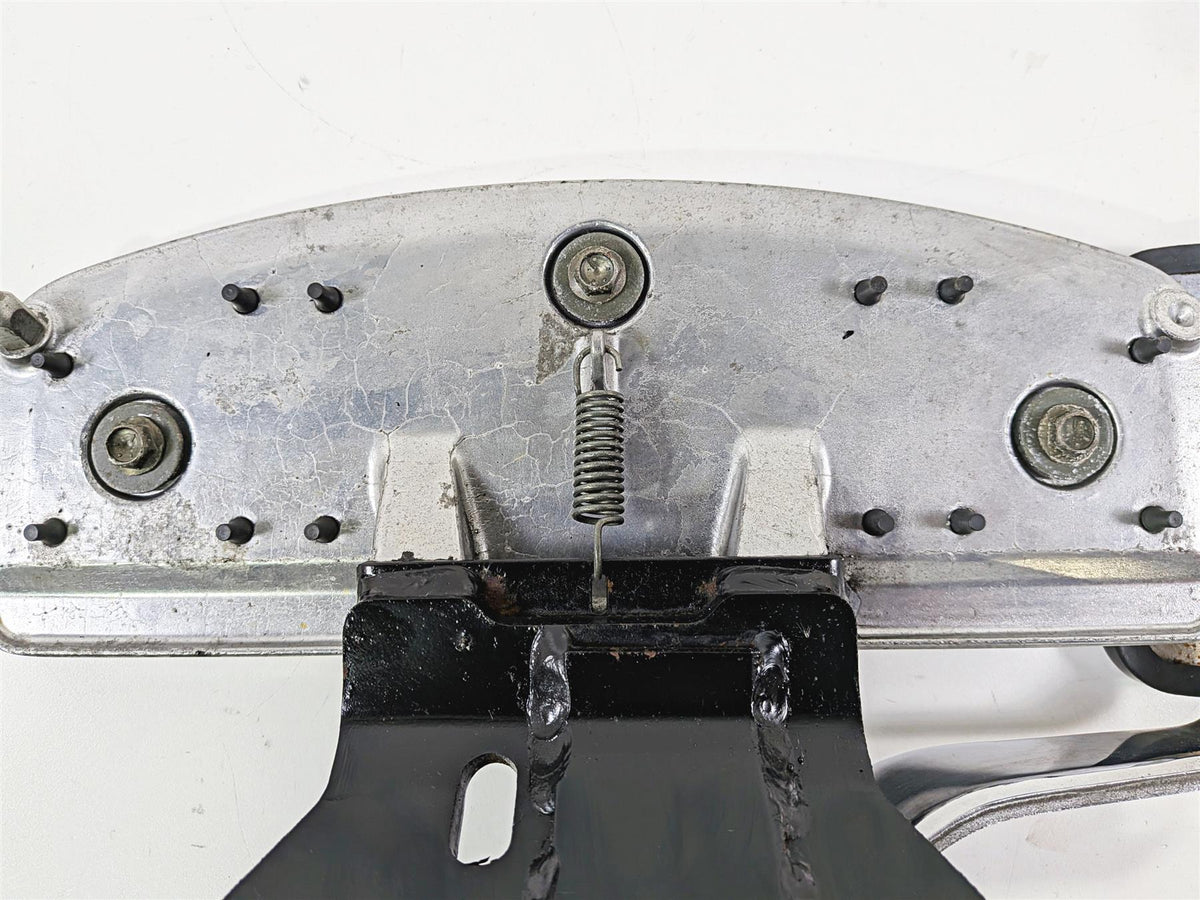 2006 Suzuki C90 VL1500T Boulevard Right Floor Board & Brake Pedal 43510-10F00 {{ shop.shopifyCountryName }} - Mototech271