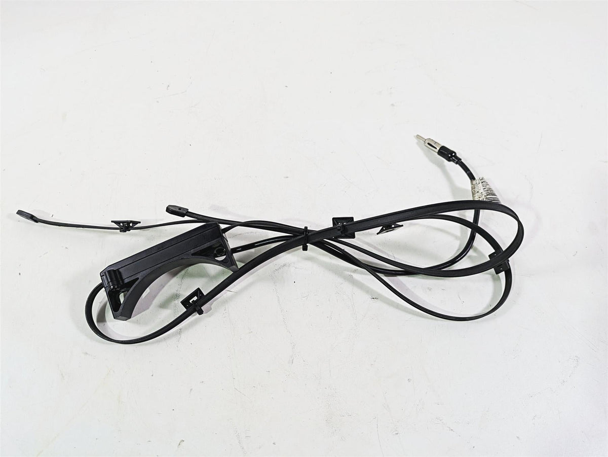 2010 Harley Touring FLHX Street Glide Audio Hidden Antenna 76000863 {{ shop.shopifyCountryName }} - Mototech271