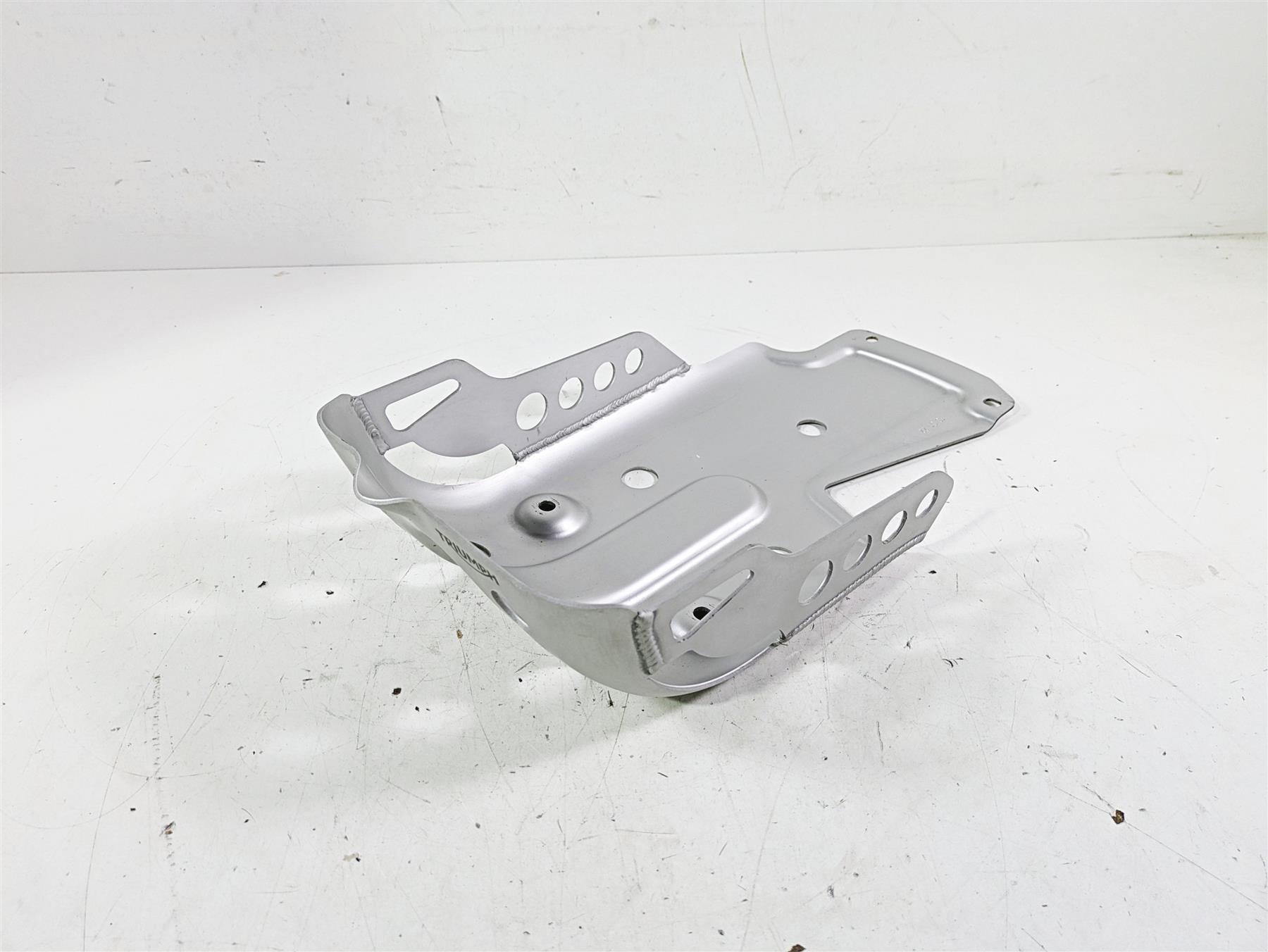 2020 Triumph Street Scrambler 900 Lower Aluminum Engine Skid Plate A9700780 {{ shop.shopifyCountryName }} - Mototech271