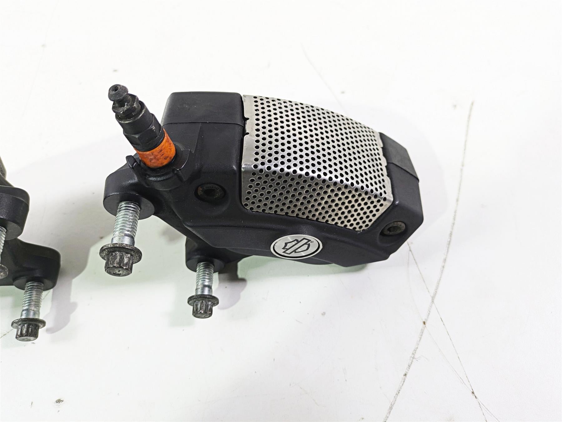 2008 Harley Touring FLHTP Electra Glide Brembo Front Brake Caliper Set 43027-08 {{ shop.shopifyCountryName }} - Mototech271