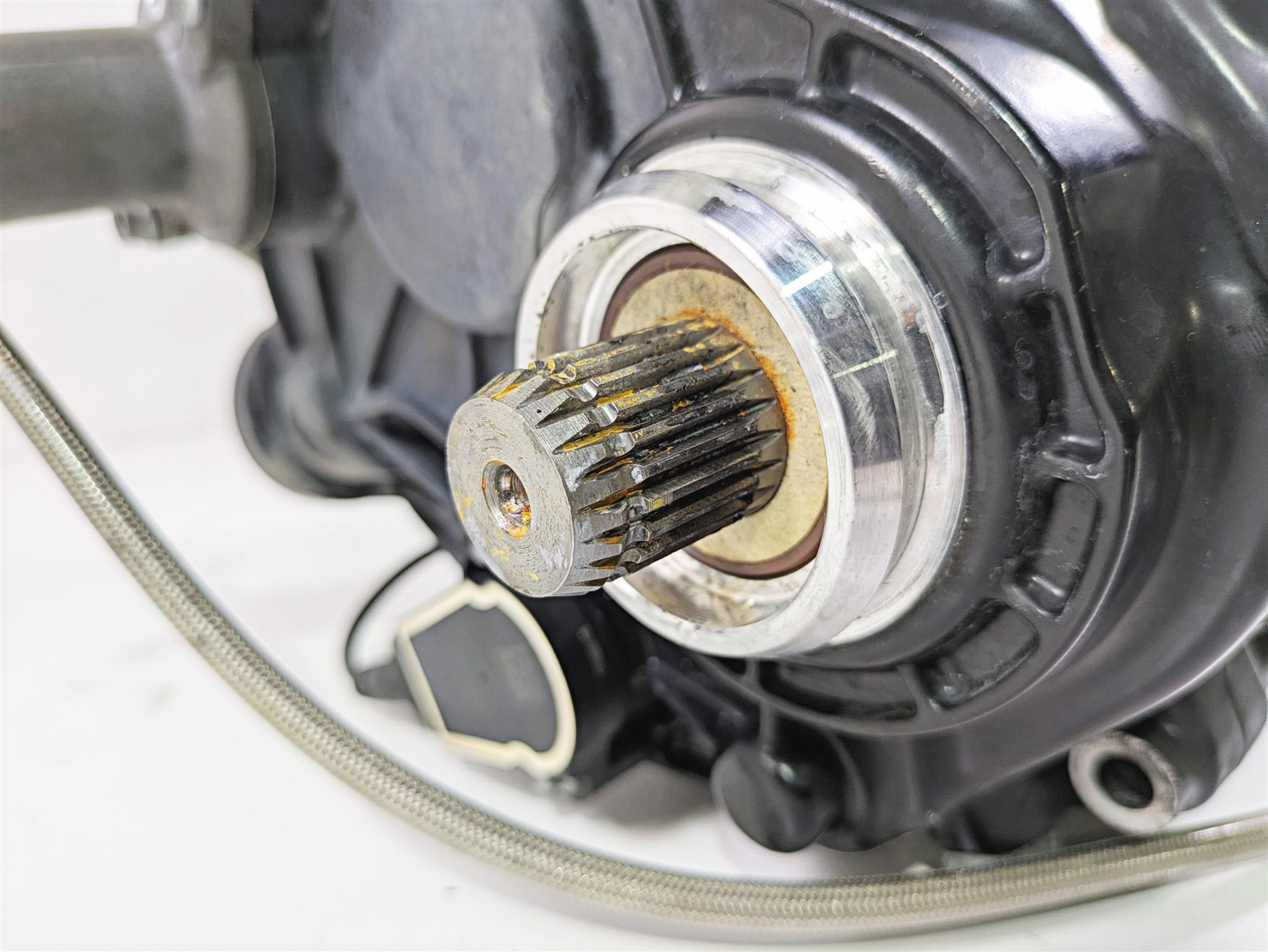 2018 BMW R nineT Urban GS K33 Transmission Gear Box 6 Speed - SAJ 23007721742 {{ shop.shopifyCountryName }} - Mototech271