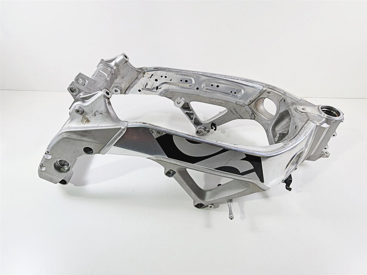 2016 Aprilia RSV 1100 Tuono V4 Factory Straight Main Frame Chassis Texas Salvage Title 858766 {{ shop.shopifyCountryName }} - Mototech271
