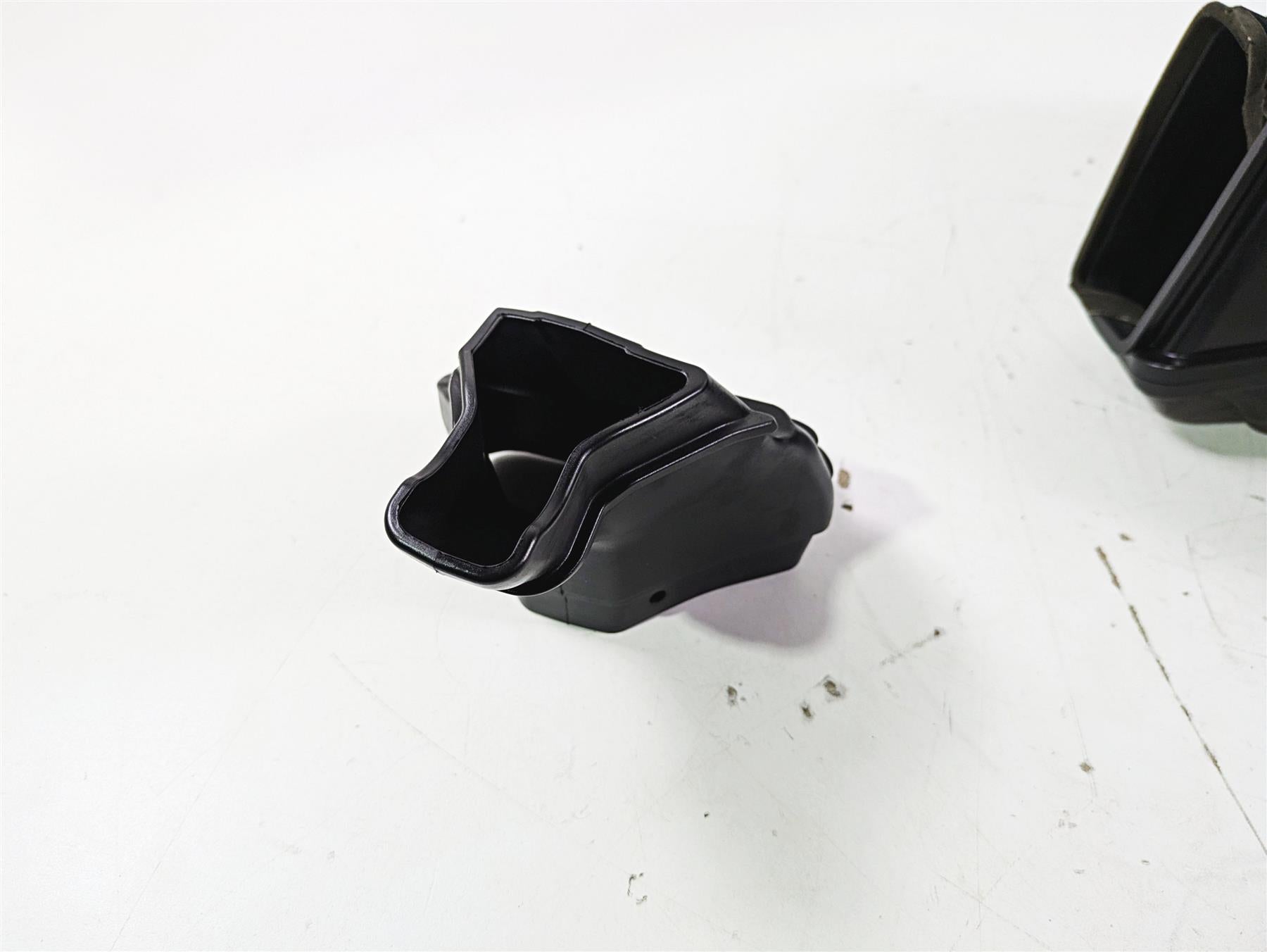 2019 Triumph Speed Triple RS 1050 Air Box Cleaner Breather Set T2205575 {{ shop.shopifyCountryName }} - Mototech271