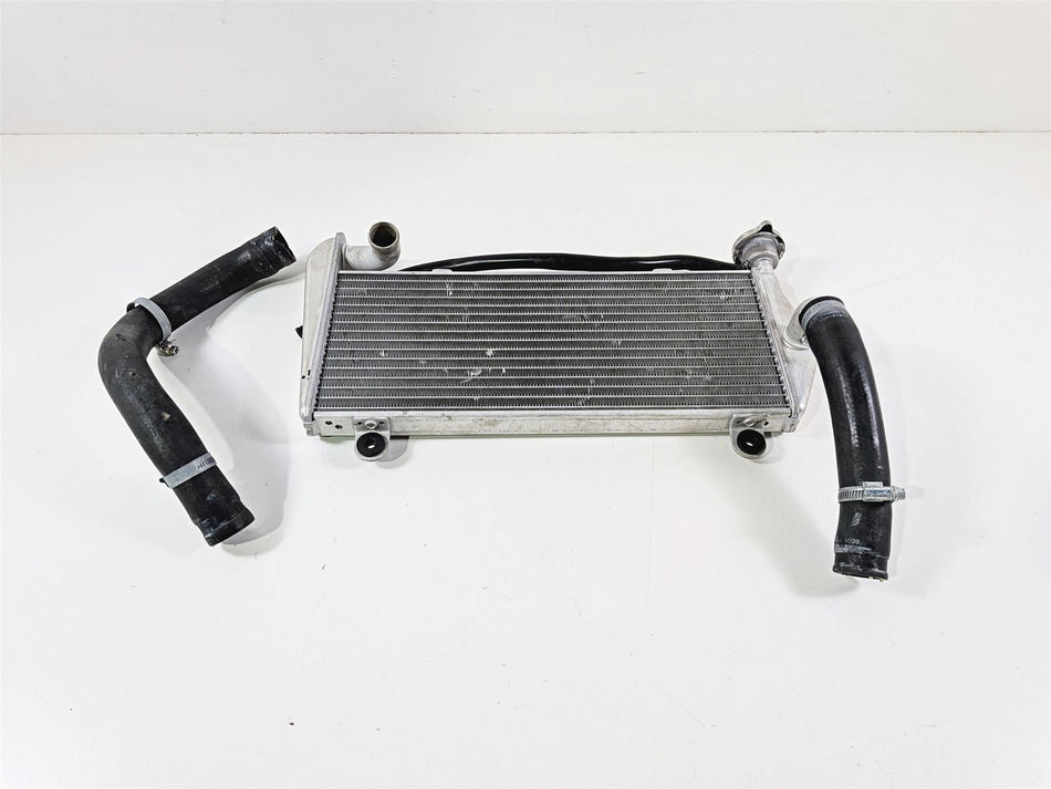 2017 Ducati 959 Panigale Upper Coolant Radiator - Straight No Leaks 54841201A-Mototech271
