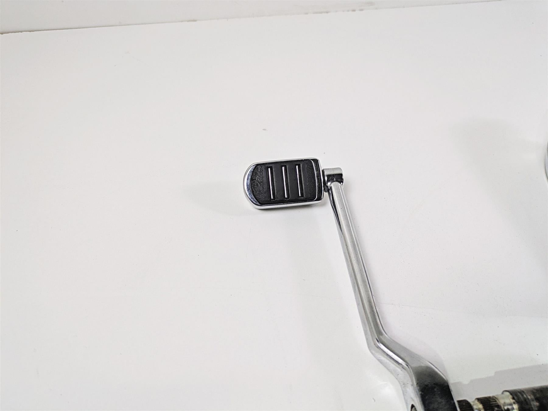 2009 Harley Touring FLHX Street Glide Front Rear Floorboard Pedals Set 50688-04 {{ shop.shopifyCountryName }} - Mototech271