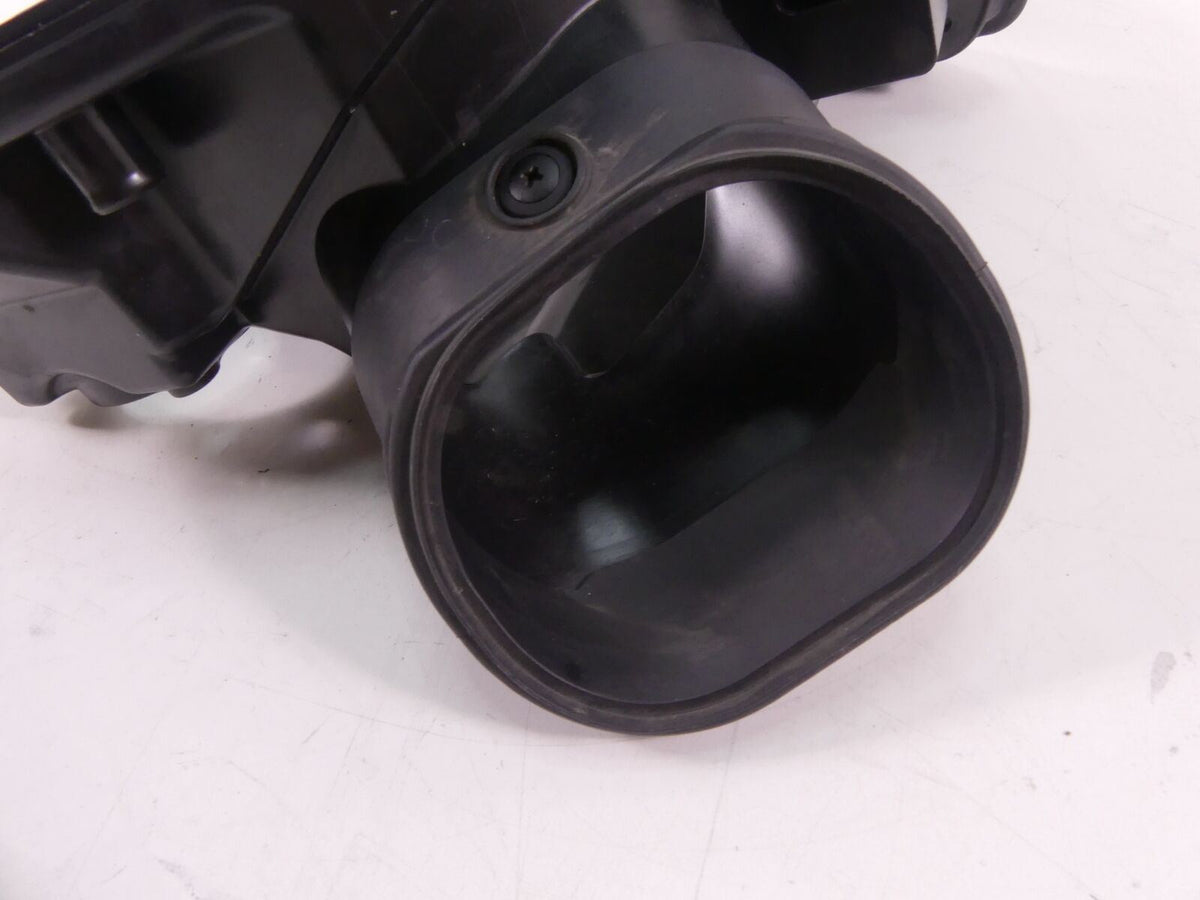 2018 Suzuki GSXR750 Air Box Filter Breather Cleaner 13720-14J00 {{ shop.shopifyCountryName }} - Mototech271