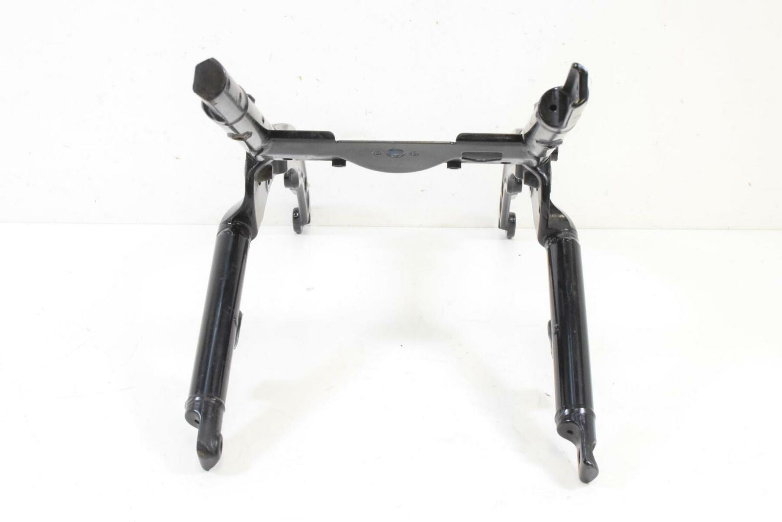 2016 Harley Touring FLHTCU Electra Glide Rear Sub Frame Subframe 48079-09BHP {{ shop.shopifyCountryName }} - Mototech271