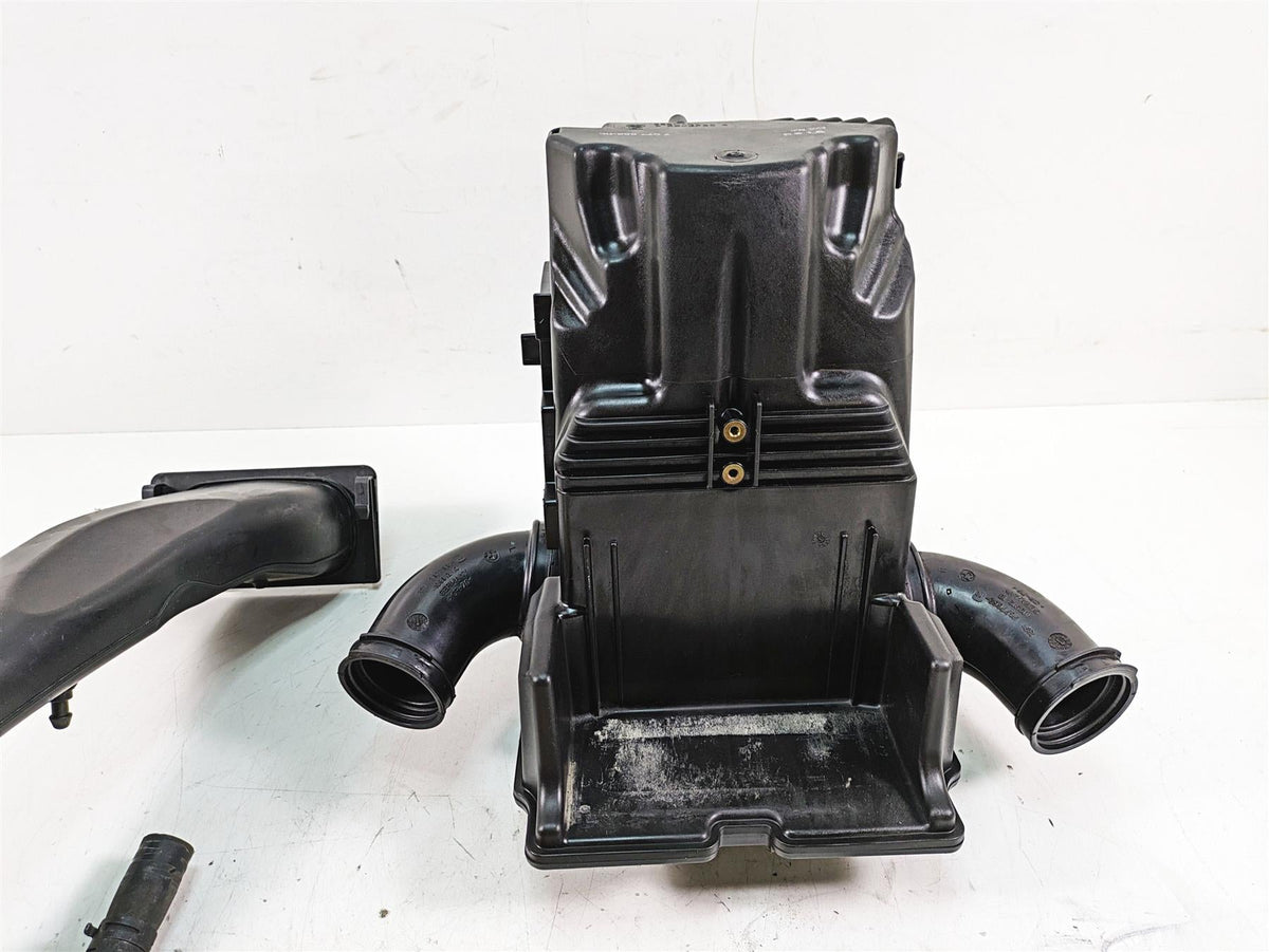 2007 BMW R1200RT K26 Air Cleaner Breather Box & Tubes Set 13717677655 {{ shop.shopifyCountryName }} - Mototech271