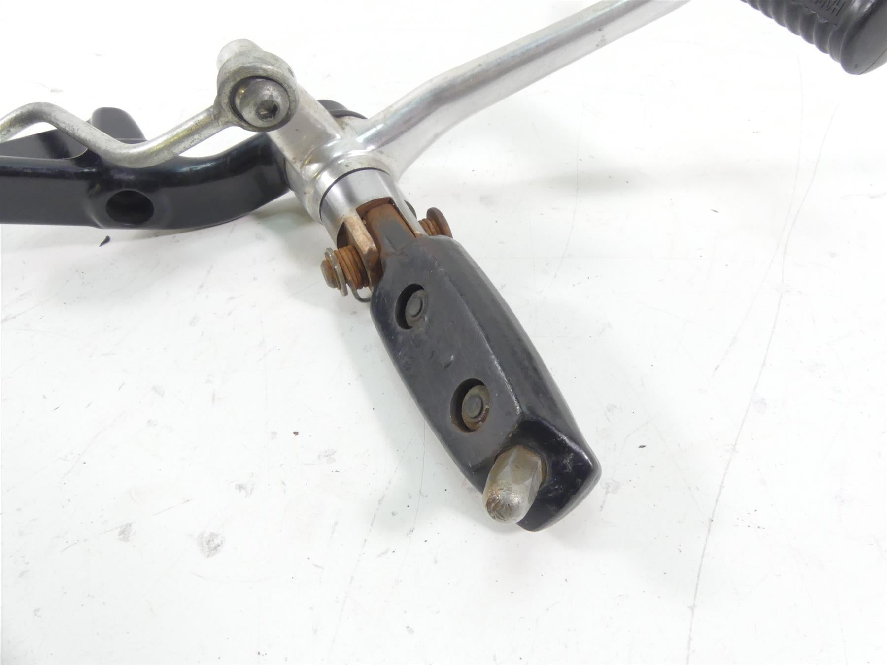 2006 Harley VRSCD Night V Rod Left Front Footpeg & Shift Pedal 51091-06BK {{ shop.shopifyCountryName }} - Mototech271