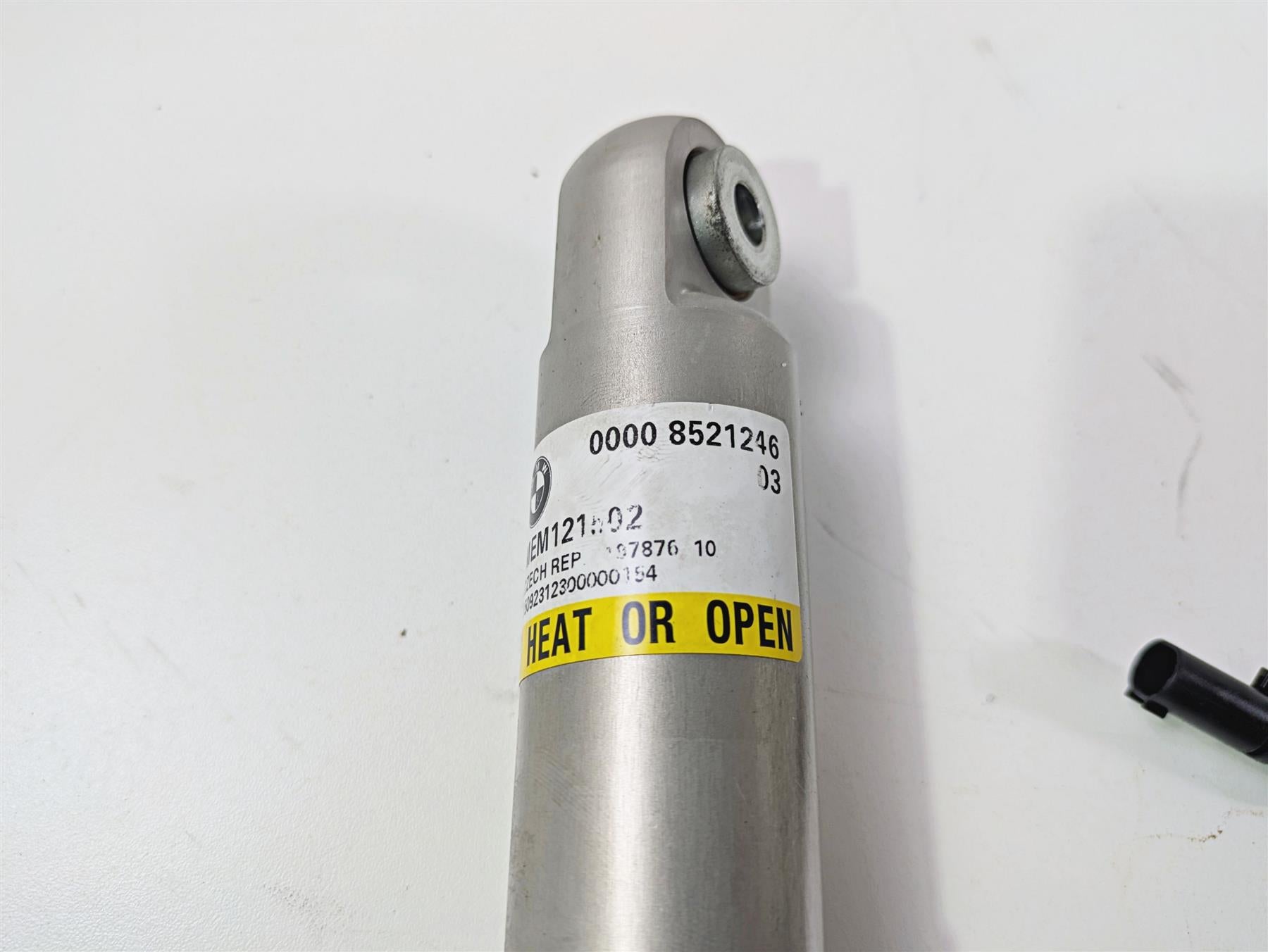 2016 BMW R1200RT K52 Straight Esa Front Shock Damper Suspension 31488521246 {{ shop.shopifyCountryName }} - Mototech271