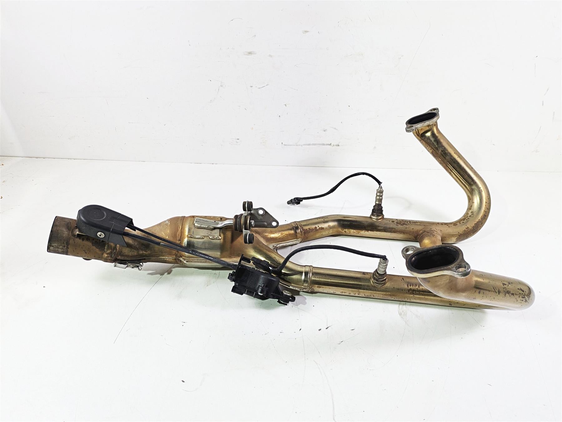 2016 BMW R1200RS K54 Exhaust Header & Servo Motor 18518562190 {{ shop.shopifyCountryName }} - Mototech271