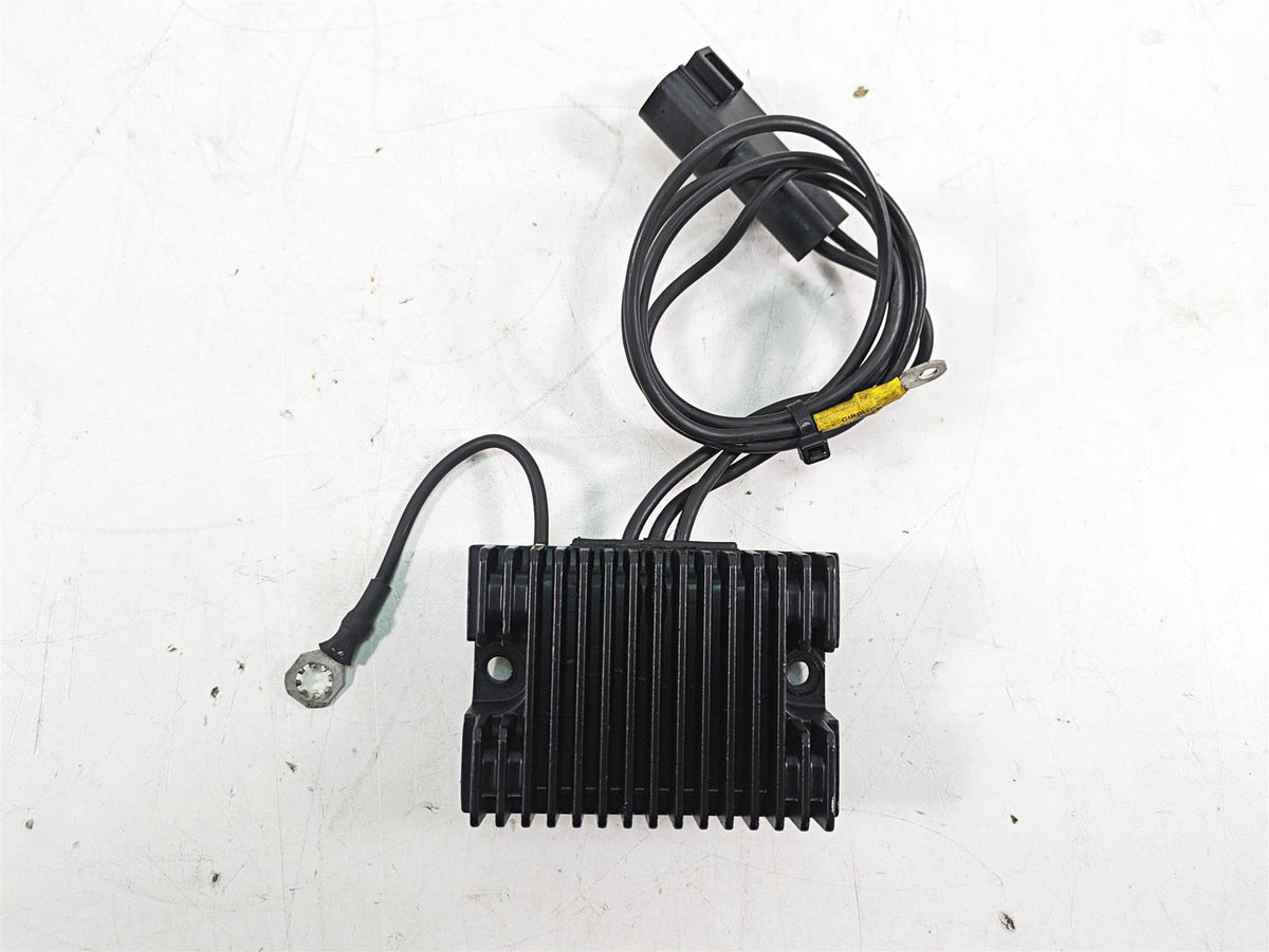 2000 Harley FXSTS Softail Springer Rectifier Voltage Regulator 74512-00 {{ shop.shopifyCountryName }} - Mototech271