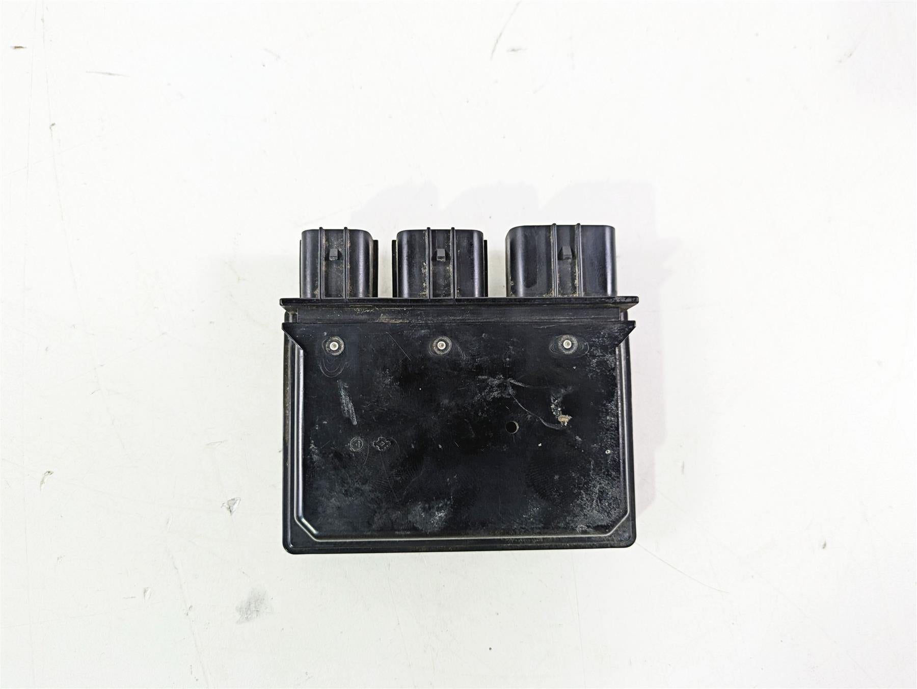 2011 Kawasaki EX650R Ninja Junction Relay Box 27002-0007 27002-0050 {{ shop.shopifyCountryName }} - Mototech271