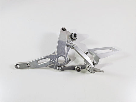 2019 Ducati 959 Panigale Left Frame Mount & Footpeg Set 8291E061AA 82424631AA {{ shop.shopifyCountryName }} - Mototech271