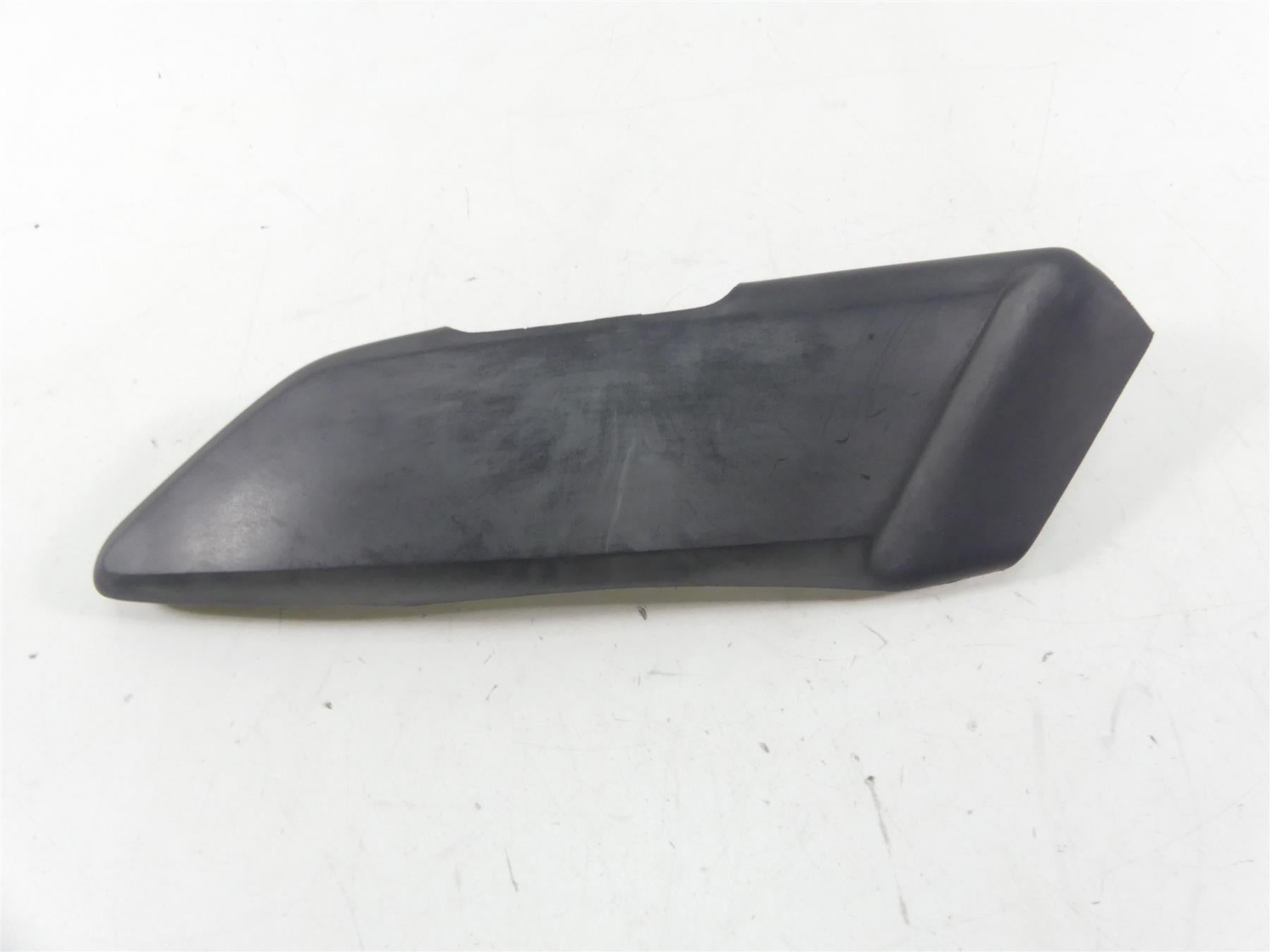 2001 BMW R1150 GS R21 Right Air Intake Tube Cover Fairing Cowl 46632320708 {{ shop.shopifyCountryName }} - Mototech271