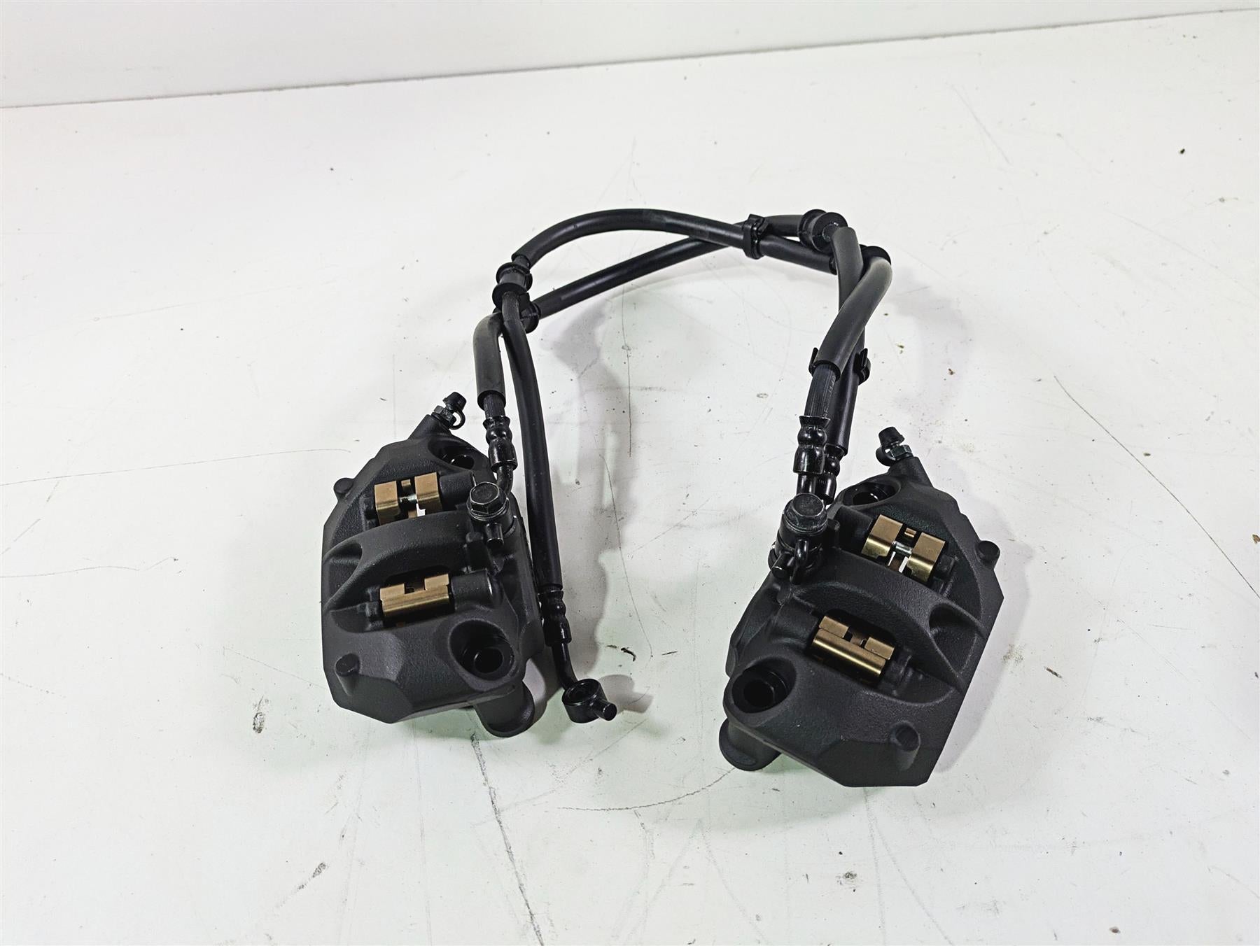 2024 Kawasaki ZX6R ZX636 Ninja Nissin Front Brake Caliper Set 40mi 43080-0111-DJ {{ shop.shopifyCountryName }} - Mototech271