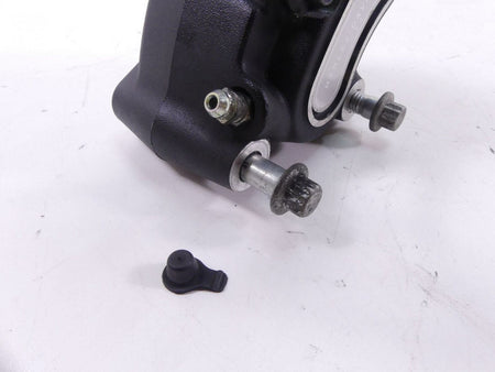 2017 Harley Dyna FXDB Street Bob Front Brake Caliper & Line 41300001 {{ shop.shopifyCountryName }} - Mototech271