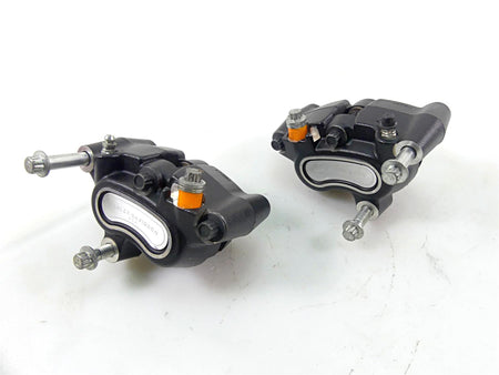 2010 Harley FXDF Dyna Fat Bob Nice Front Brake Caliper Set 44046-08 {{ shop.shopifyCountryName }} - Mototech271