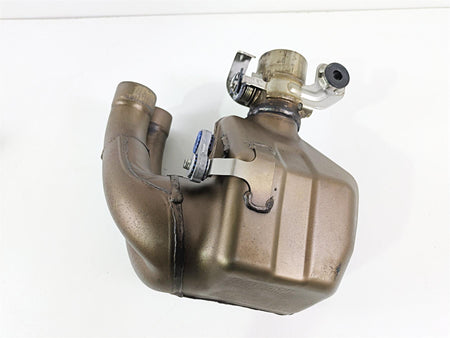 2022 Ducati Hypermotard 950 Exhaust Chamber & Header & Servo 57212111A {{ shop.shopifyCountryName }} - Mototech271