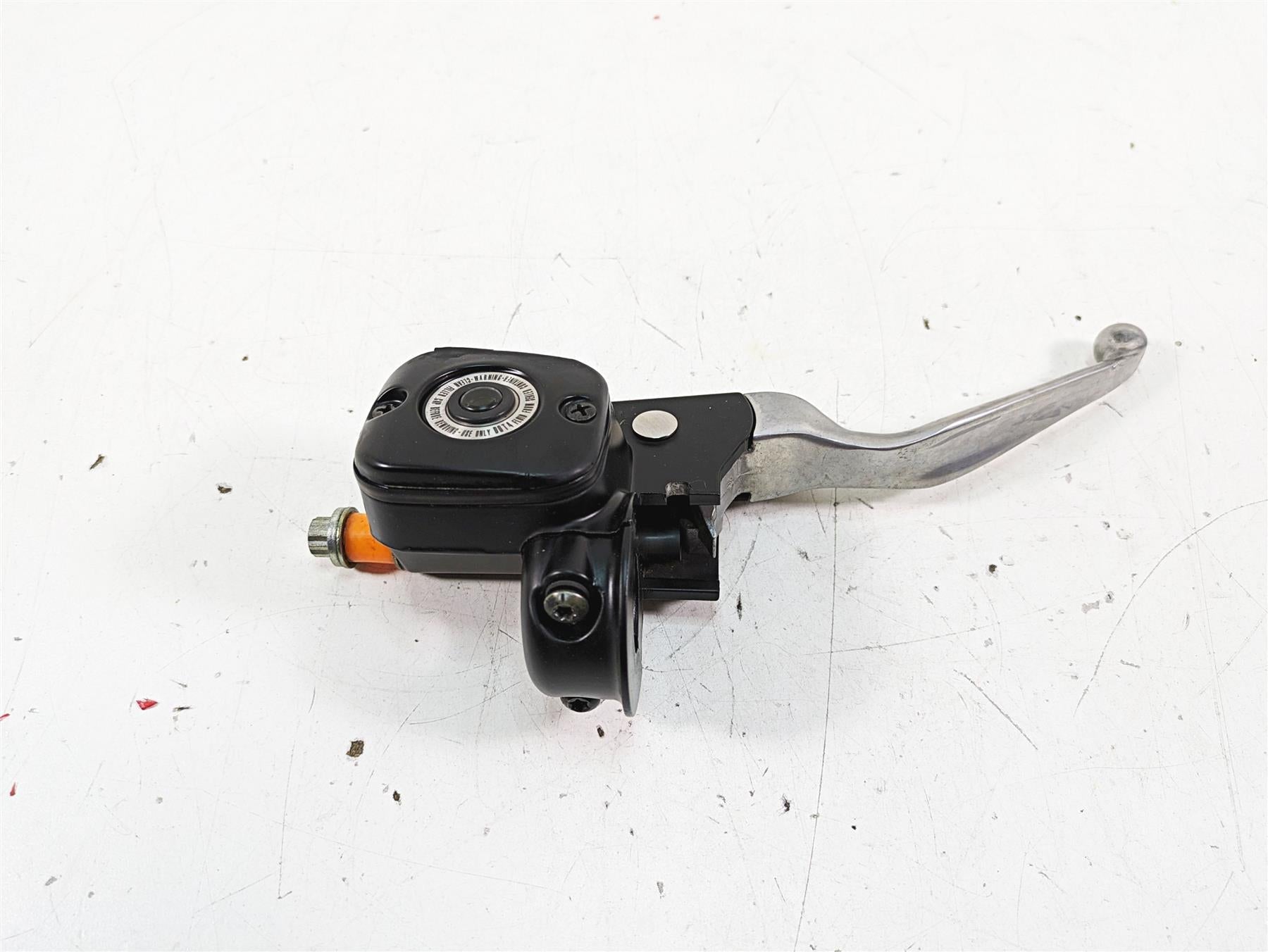 2009 Harley FXCWC Softail Rocker C Front 9/16" Brake Master Cylinder 45019-08C {{ shop.shopifyCountryName }} - Mototech271