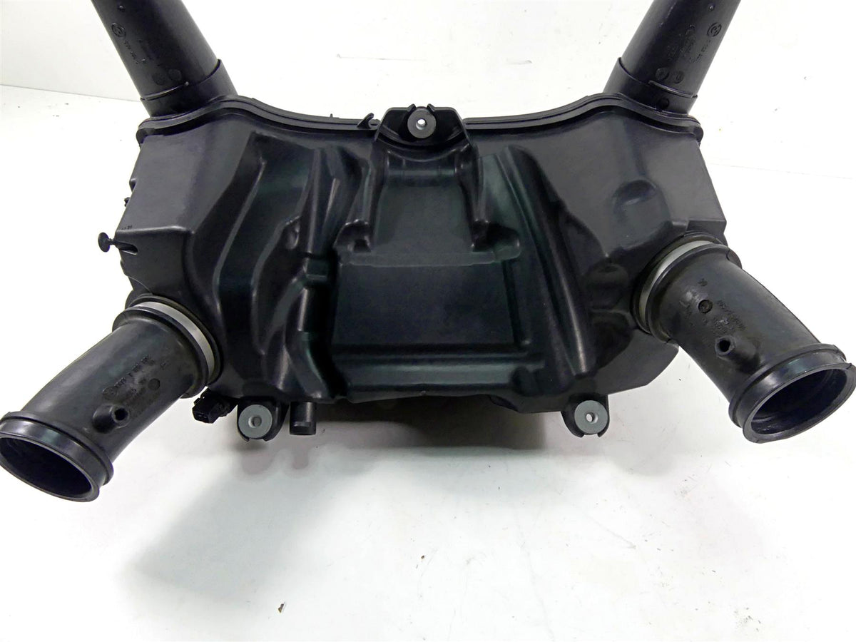 2014 BMW R1200GS K50 Air Box Filter Cleaner Breather Tubes & Set 13717726792 {{ shop.shopifyCountryName }} - Mototech271